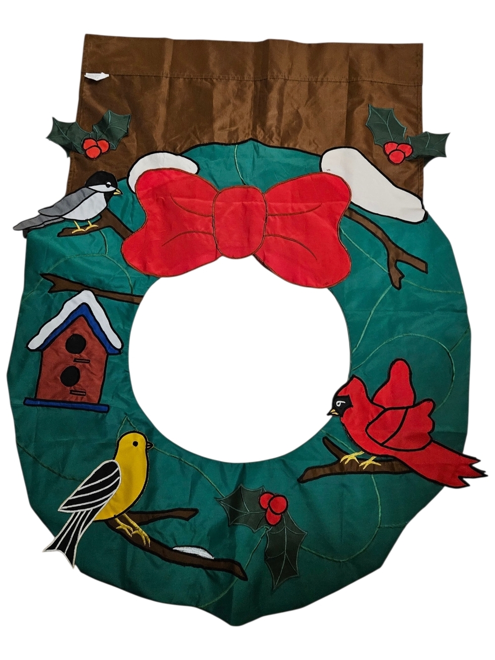Evergreen Christmas Wreath Flag 28x39 Cardinal Birdhouse Applique Nylon VTG 1999